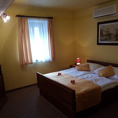 Hotel Barbora Cesky Krumlov Ngoại thất bức ảnh